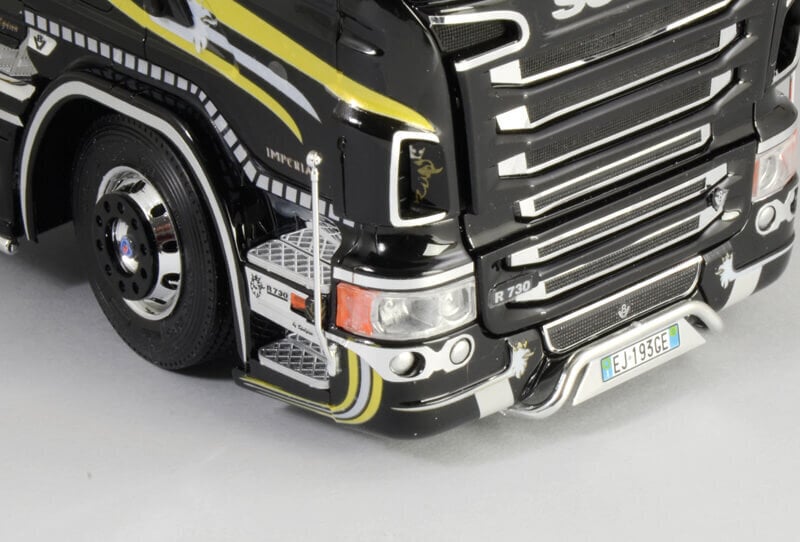 Italeri - Scania R730 V8 "Imperial", 1/24, 3883 цена и информация | Kolekcionējamie modeļi | 220.lv