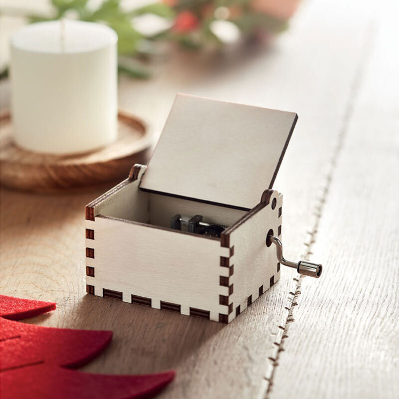 Muzikālā kastīte ar gravējumu Jaukie Sv. Ziemassvētki цена и информация | Citas oriģinālas dāvanas | 220.lv