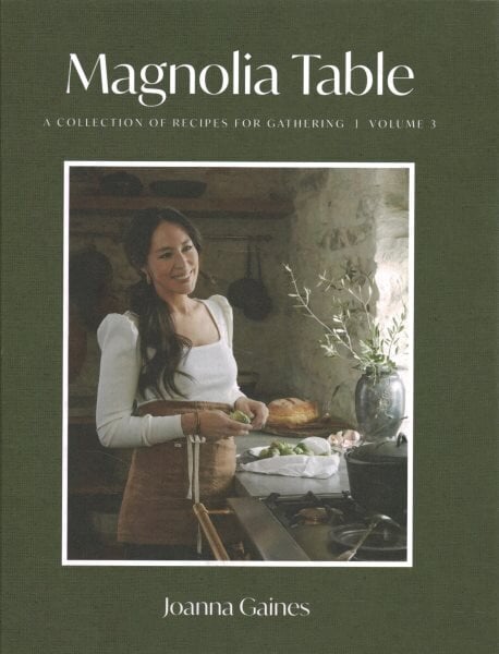 Magnolia Table, Volume 3: A Collection of Recipes for Gathering цена и информация | Pavārgrāmatas | 220.lv