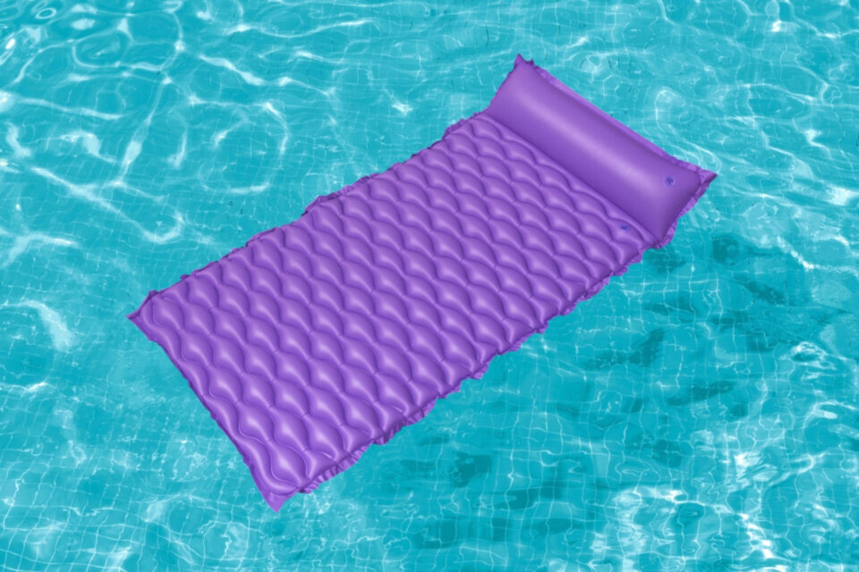 Piepūšamais matracis peldēšanai Bestway, 213 x 86 cm, krāsa: violeta cena un informācija | Piepūšamās rotaļlietas un pludmales preces | 220.lv