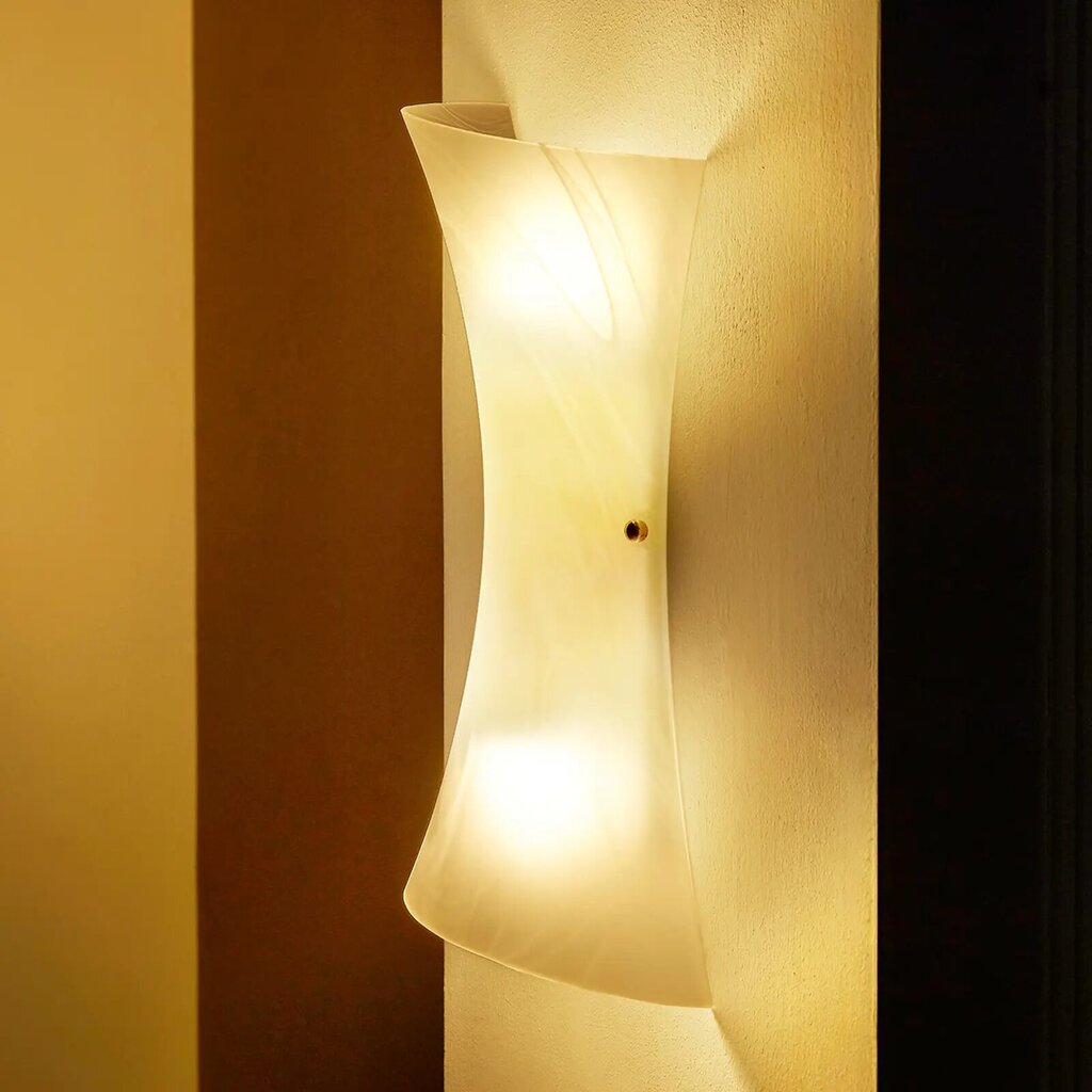 Balta LED stikla sienas lampa Ebba cena un informācija | Sienas lampas | 220.lv
