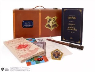 Harry Potter: Hogwarts Trunk Collectible Set cena un informācija | Pašpalīdzības grāmatas | 220.lv