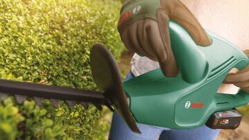 EasyHedgeCut 18-45(2x2Ah) Akumulatora dzīvžoga šķēres 0600849H04 Bosch cena un informācija | Dzīvžogu un zāles šķēres | 220.lv