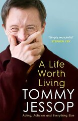 A Life Worth Living: Acting, Activism and Everything Else cena un informācija | Biogrāfijas, autobiogrāfijas, memuāri | 220.lv