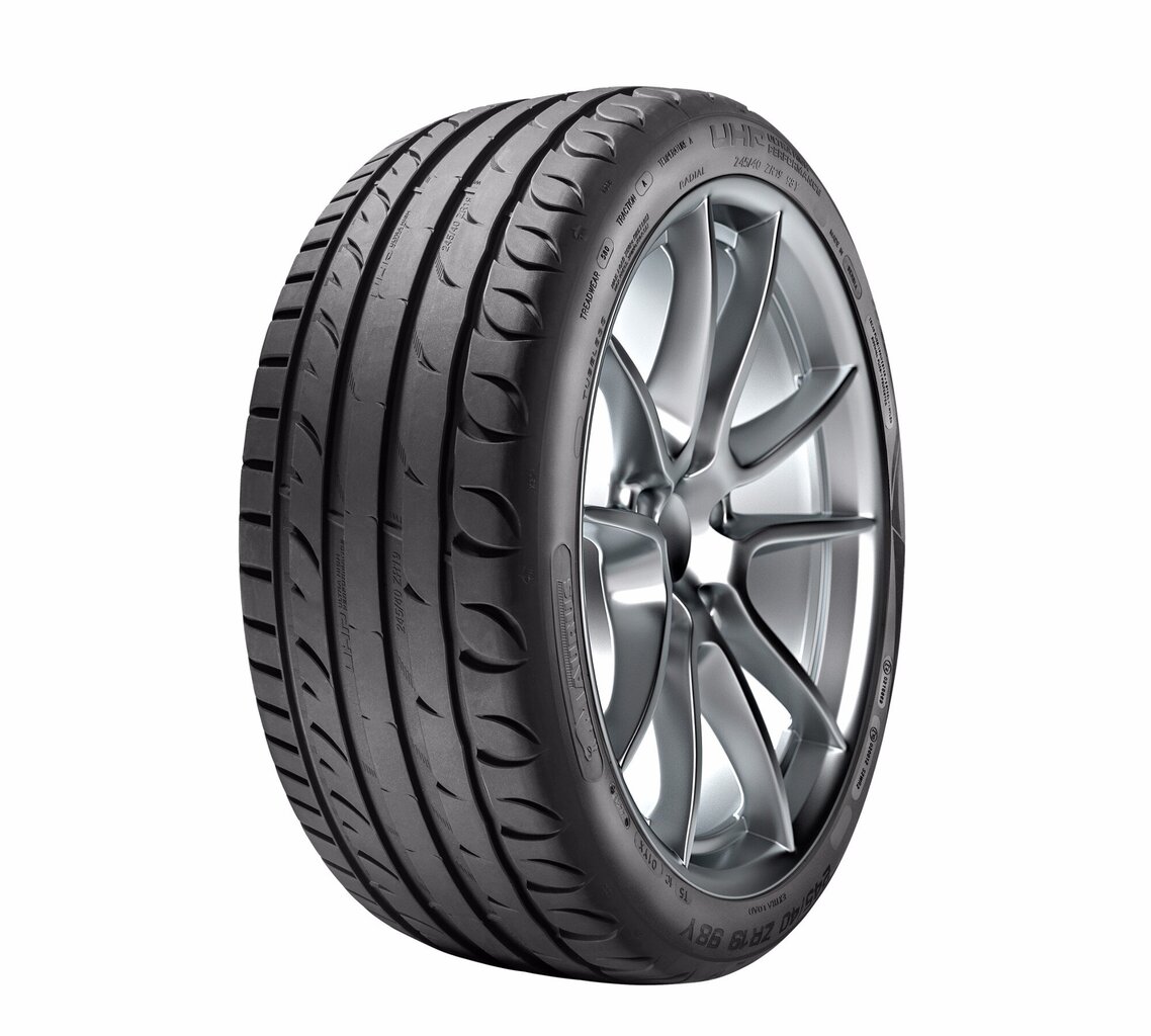 Taurus/Kormoran UHP 225/45R18 95 W XL cena un informācija | Vasaras riepas | 220.lv