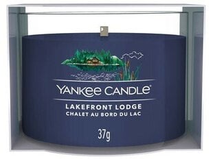 Yankee Candle Votive svece stiklā Lakefront Lodge, 37 g cena un informācija | Sveces un svečturi | 220.lv
