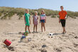 Aktivitāšu spēle "Futbols ar skārdenēm" BS Toys cena un informācija | Ūdens, smilšu un pludmales rotaļlietas | 220.lv