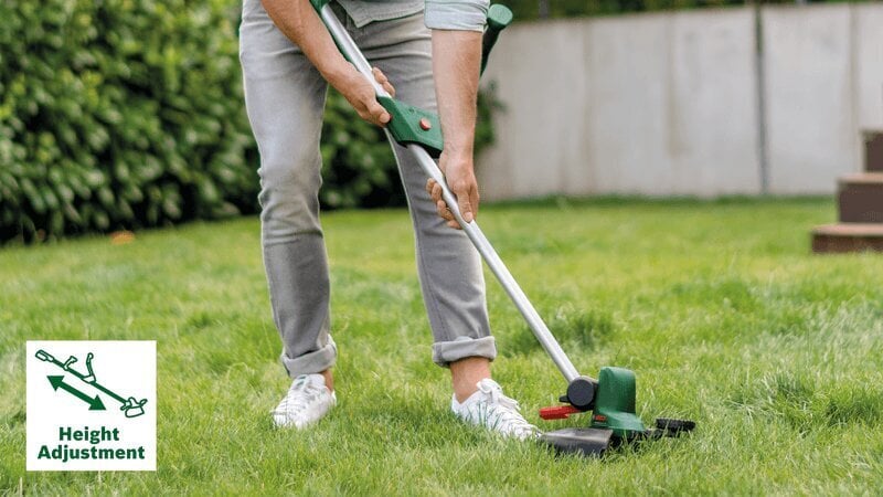 Akumulatora trimmeris Bosch Universal GrassCut 18V-26m 06008C1D04, bez akumulatora cena un informācija | Trimmeri, krūmgrieži | 220.lv