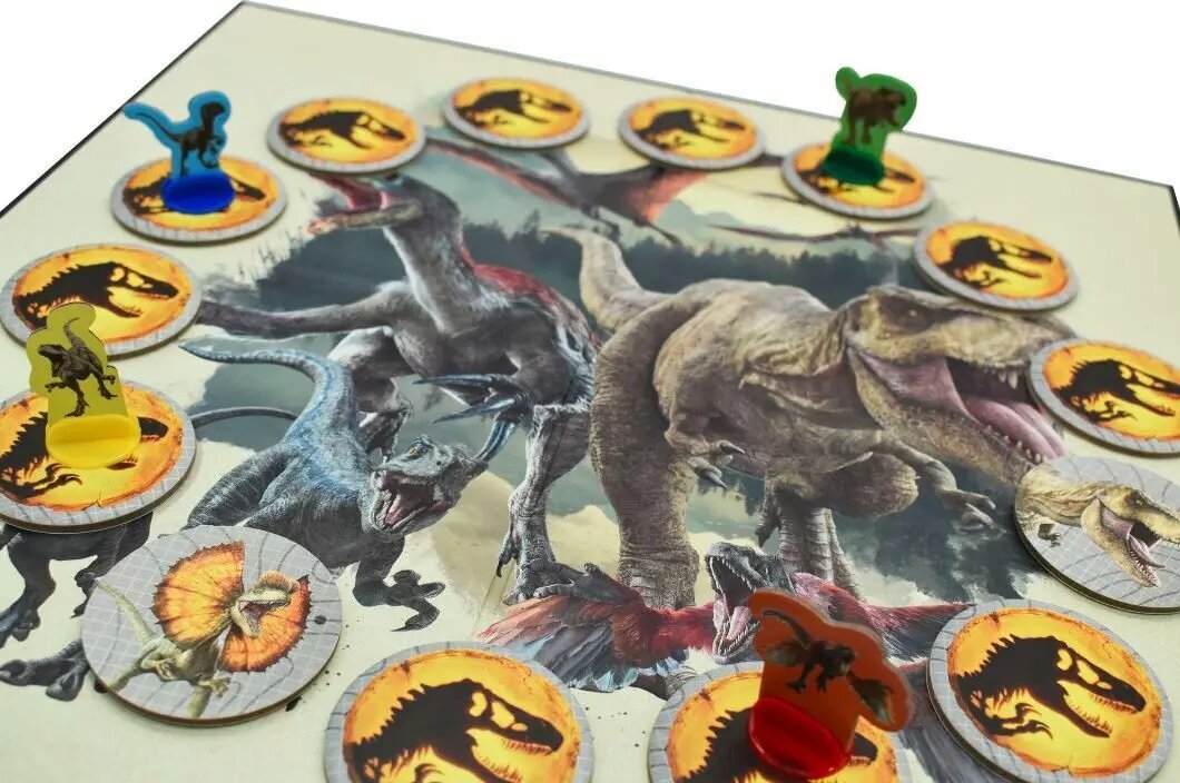 Galda spēle Cartamundi Jurassic World Dinosaur Race, EN cena un informācija | Galda spēles | 220.lv