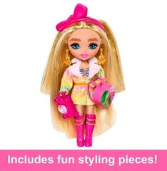 Описание
Куклы Barbie Extra Fly путешествуют стильно и смело подходят для разных туристических направлений! Каждая переносная 5,5-дюймовая кукла Barbie Extra Minis имеет свой неповторимый внешний вид и идеально подходит для отдыха на снегу, в пустыне, на сафари или на пляже. Аксессуары, оформленные в стиле «Дестинаций», побуждают детей увлекаться модными играми и рассказывать истории, а подставки для кукол — эффектные дисплеи Barbie Extra Minis! Каждая из них продается отдельно, в зависимости от наличия. Куклы Барби не могут стоять в одиночку. Цвета и украшения могут отличаться. Эти маленькие куклы высотой 5,5 дюйма готовы к выходу в модную моду и с дополнительным стилем! Каждая кукла поставляется с аксессуарами в стиле туристических направлений, которые станут ярким акцентом. Эта кукла Barbie Extra Fly Minis отправится в путешествие на сафари! Она готова к развлечениям на свежем воздухе со своими длинными косичками наполовину вверх и комбинезоном с радужным животным принтом с воротником с отделкой из искусственного меха. Она стилизует свой образ сафари с рюкзаком в форме листа, розовым бантом, серьгами с принтом лап, камерой и розовыми ботинками до колена. С прилагаемой подставкой для кукол и возможностью размещения на локтях и коленях, эта маленькая кукла идеально подходит для модной игры или дисплея Barbie Extra Minis. Куклы Barbie Extra Minis обладают очень милыми аксессуарами и стилем EXTRA FLY, что делает их отличным подарком для детей, которые любят моду и путешествия!
Номер детали
HPT56
Бренд Барби Экстра
Серия «Барби»
Минимальный возраст 3 года
Пол Девочки
Продукт с батарейным питанием нет
Батареи в комплекте
Питание Не применимо цена и информация | Игрушки для девочек | 220.lv