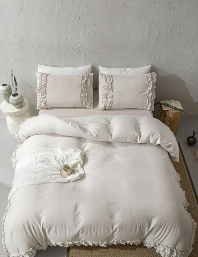 Ruffle Decor gultas veļas komplekts, 200x200 cm), 3 daļas cena un informācija | Gultas veļas komplekti | 220.lv