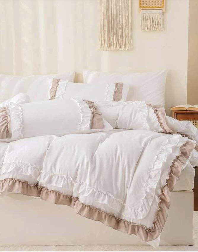 Ruffle Decor gultas veļas komplekts (220x230 cm), 3 daļas cena un informācija | Gultas veļas komplekti | 220.lv