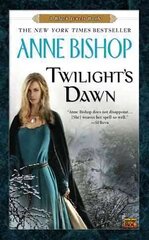 Twilight's Dawn: A Black Jewels Book cena un informācija | Fantāzija, fantastikas grāmatas | 220.lv