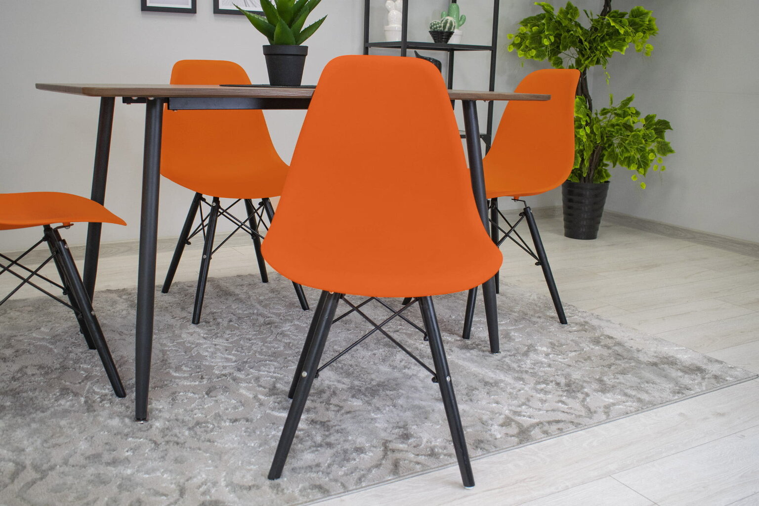 Krēsls Osaka, oranžs/melns cena un informācija | Virtuves un ēdamistabas krēsli | 220.lv