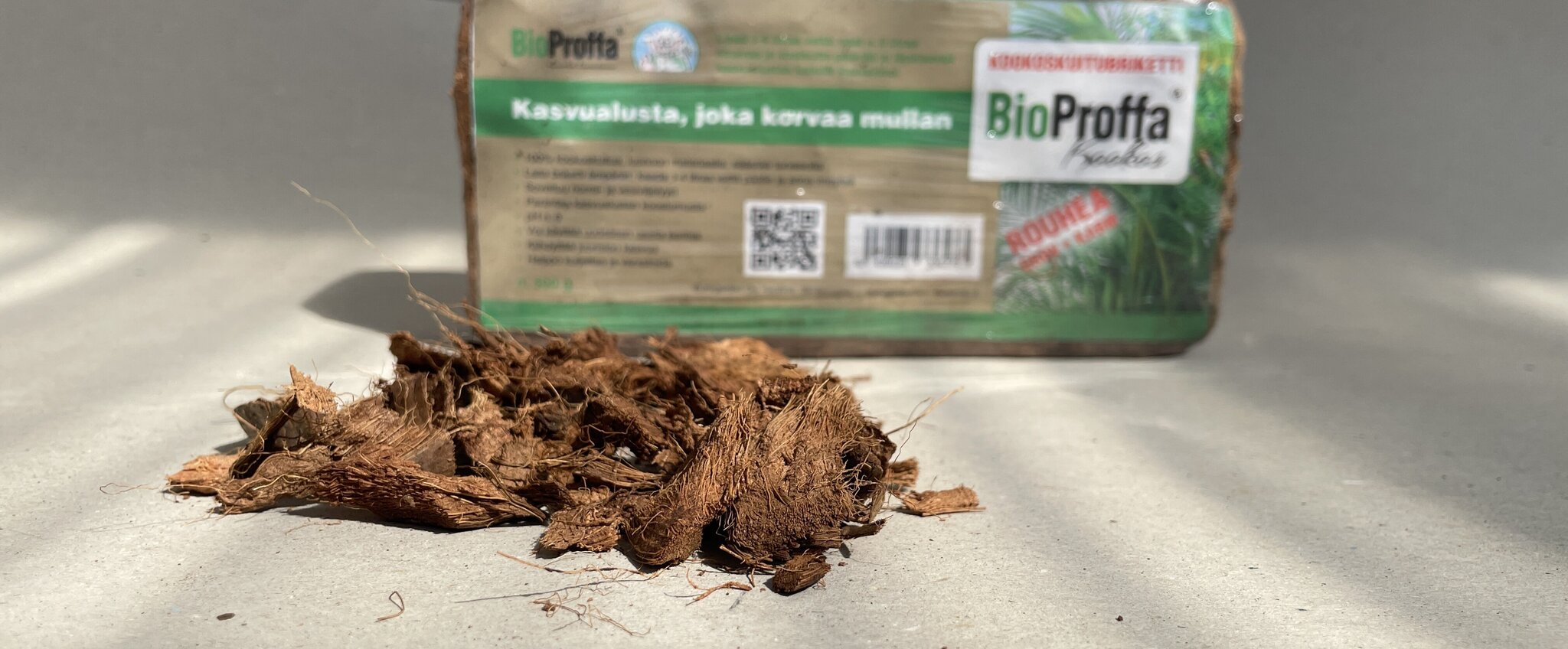 Kokosriekstu skaidas augšanas substrātam, BioProffa, 24 gab. x 500 g (apm. 150 l) cena un informācija | Grunts, zeme, kūdra, komposts | 220.lv