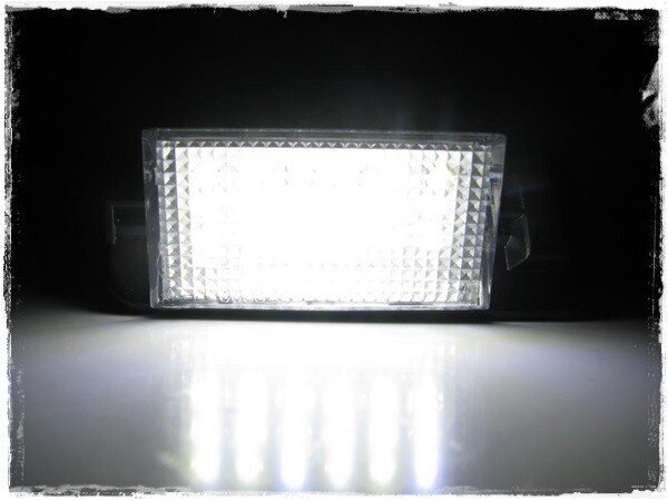 LED numura zīmes apgaismojums 6000K BMW E38 1995-2001 cena un informācija | Auto spuldzes | 220.lv