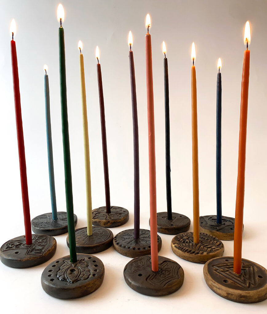 Svečturis plānām svecēm, Keramikas, 7 cm. cena un informācija | Sveces un svečturi | 220.lv