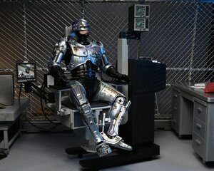 Экшн-фигурка RoboCop Ultimate Battle поврежденный Робокоп со стулом 18 см цена и информация | Конструктор автомобилей игрушки для мальчиков | 220.lv