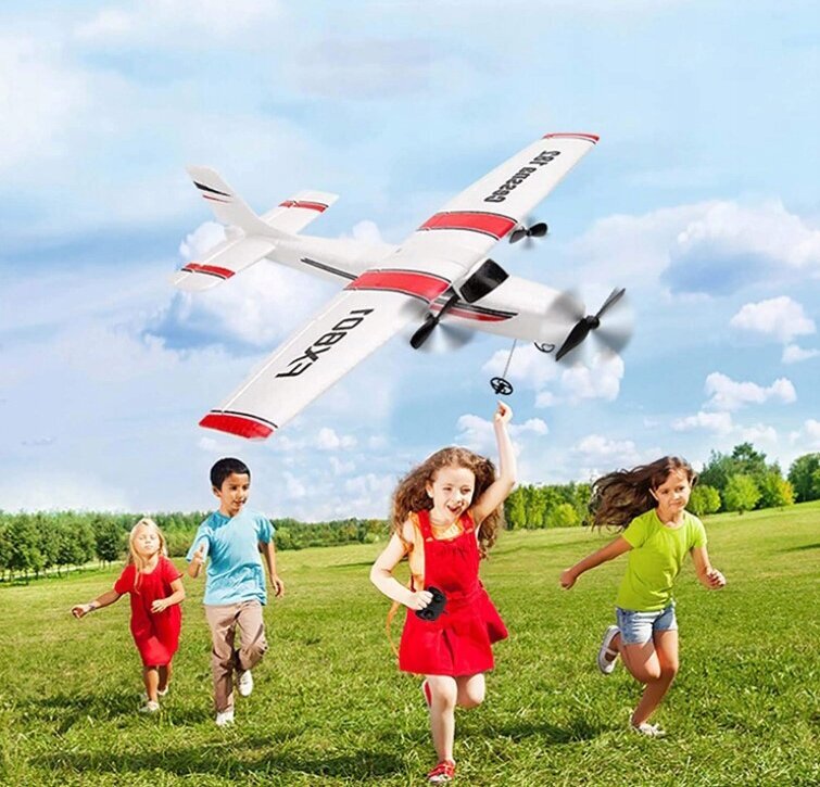 Tālvadības pults vadāma lidmašīna cena un informācija | Rotaļlietas zēniem | 220.lv