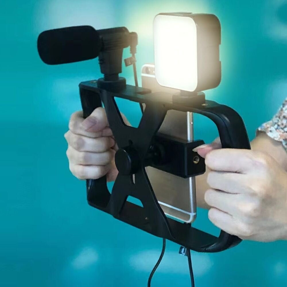 Selfie statīva turētājs ar LED gaismu un mikrofonu TL-49T, melns cena un informācija | Selfie Sticks | 220.lv