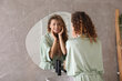 Spogulis Tulup, 48x48 cm cena un informācija | Spoguļi | 220.lv