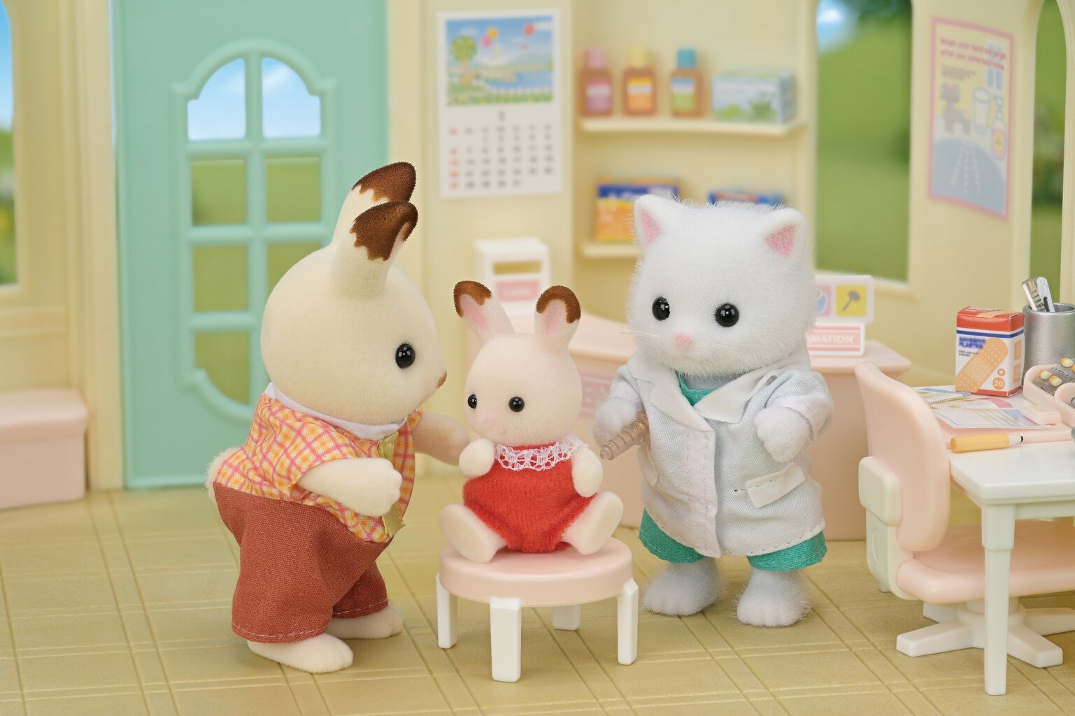 Figūriņu komplekts Sylvanian Families cena un informācija | Rotaļlietas zēniem | 220.lv