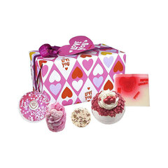 Набор подарков Bomb Cosmetics Love You: шарики для ванны, 2 штуки + шарик масла + глицериновое мыло + масляная палочка цена и информация | Масла, гели для душа | 220.lv