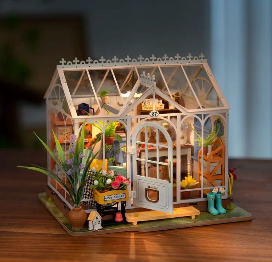 Mini māja 3D konstruktors Robotime Dreamy Garden House, 240 gab. cena un informācija | Konstruktori | 220.lv