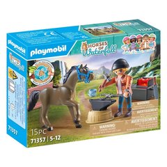 71357 PLAYMOBIL® Horses Of Waterfall Farrier Ben and Achilles цена и информация | Kонструкторы | 220.lv