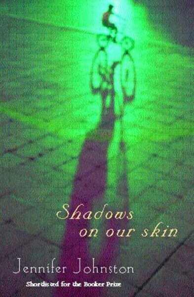 Shadows on our Skin цена и информация | Fantāzija, fantastikas grāmatas | 220.lv
