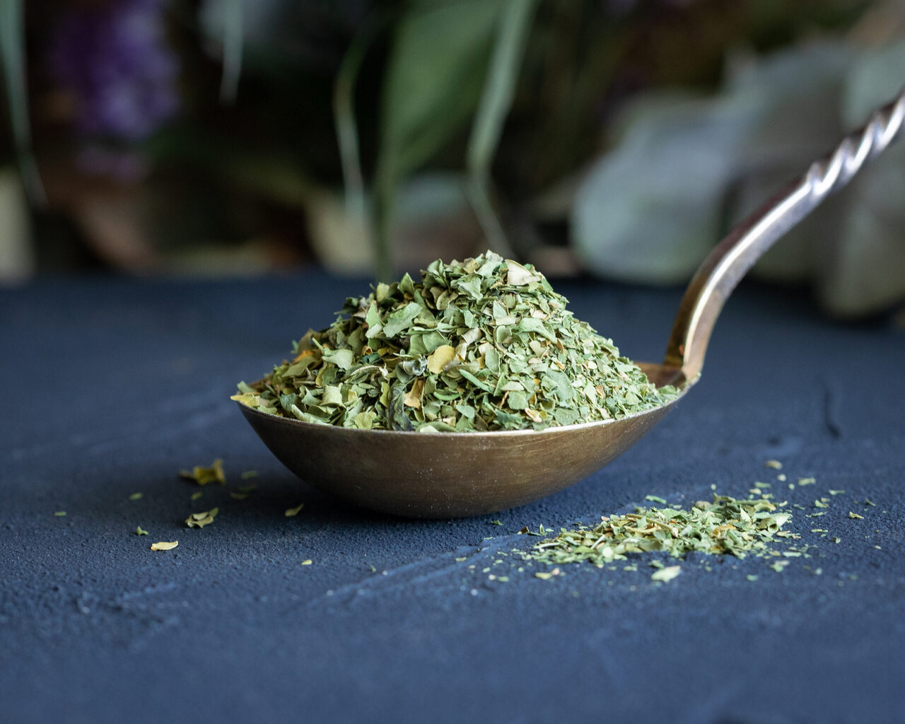 Bioloģiskas moringa lapas, smalcinātas 500 g cena un informācija | Tēja | 220.lv