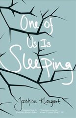 One Of Us Is Sleeping cena un informācija | Fantāzija, fantastikas grāmatas | 220.lv