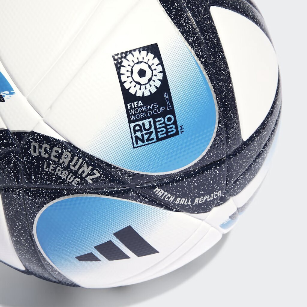 Futbola bumba Adidas League Ball HT9015 HT9015/5, balta/zila cena un informācija | Futbola bumbas | 220.lv