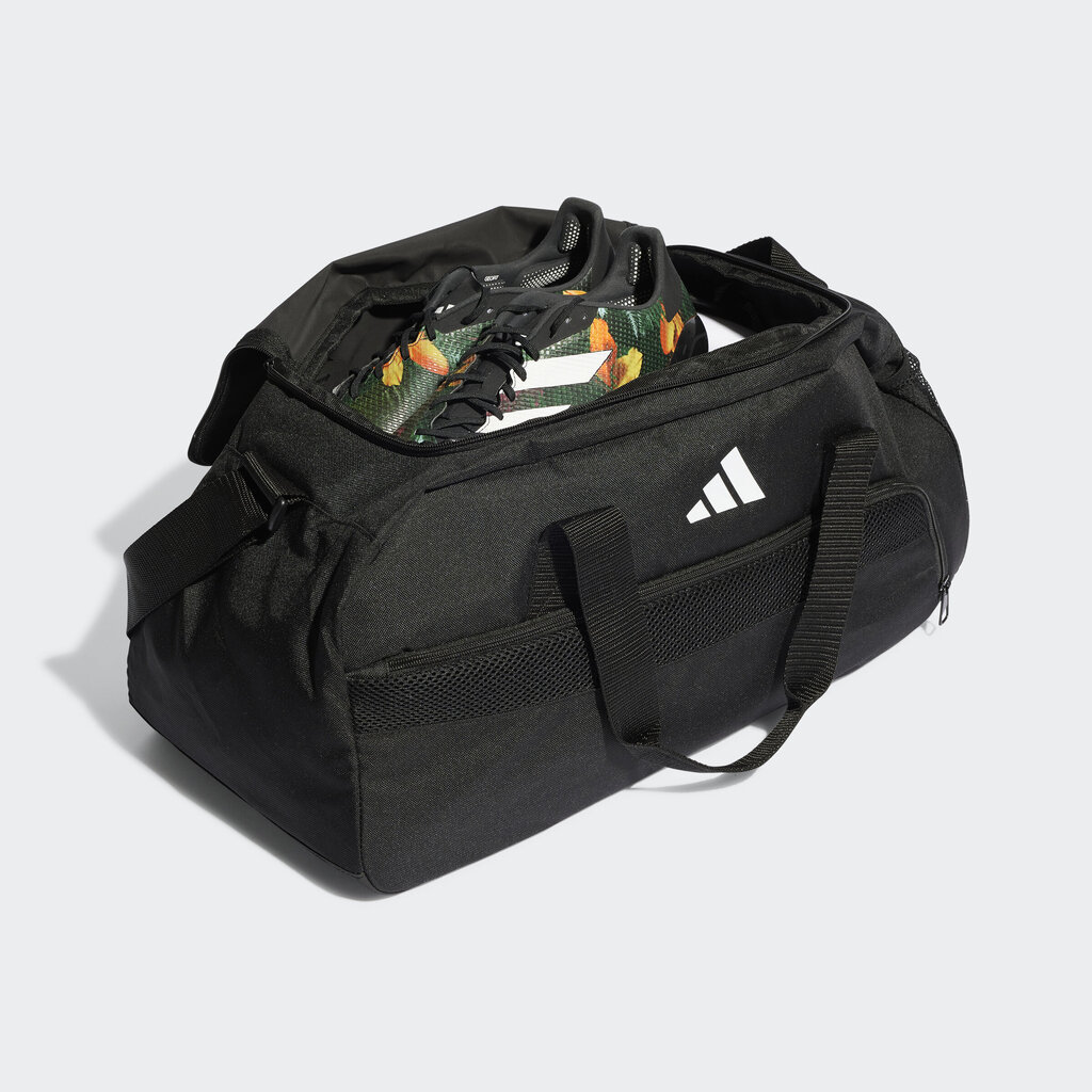 Sporta soma Adidas Tiro League Duffel Medium HS9749, melna cena un informācija | Sporta somas un mugursomas | 220.lv