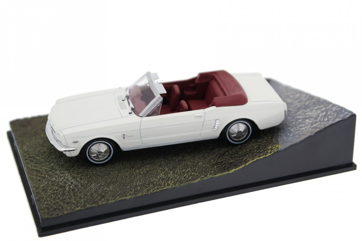 Ford Mustang Cabriolet, Goldfinger 1964, James Bond, 1:43, Atlas cena un informācija | Kolekcionējamie modeļi | 220.lv
