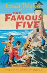 Famous Five: Five Go To Demon's Rocks: Book 19 цена и информация | Книги для подростков и молодежи | 220.lv