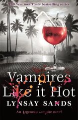 Vampires Like It Hot: Book Twenty-Eight cena un informācija | Fantāzija, fantastikas grāmatas | 220.lv