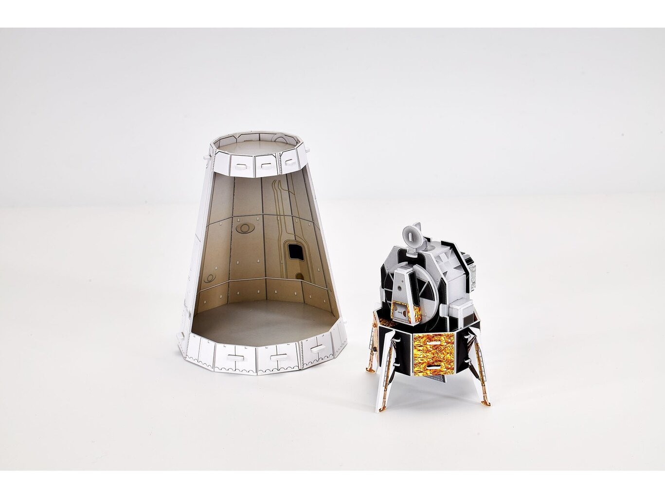 Puzle Revell 3D Apollo 11 Saturn V, 00250 cena un informācija | Puzles, 3D puzles | 220.lv