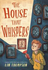 The House That Whispers цена и информация | Книги для подростков и молодежи | 220.lv