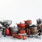 Le Creuset apaļš čuguna katls, Ø26 cm, 5,3L, sarkans cena un informācija | Katli, tvaika katli | 220.lv