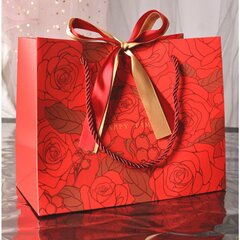 Подарочный пакет Happy Times, 25 х 20 х 12 см цена и информация | Упаковочные материалы для подарков | 220.lv