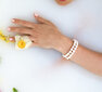 Dubulta rokassprādze sievietēm JwL Luxury Pearls JL0598 no īstām baltām pērlēm cena un informācija | Rokassprādzes | 220.lv