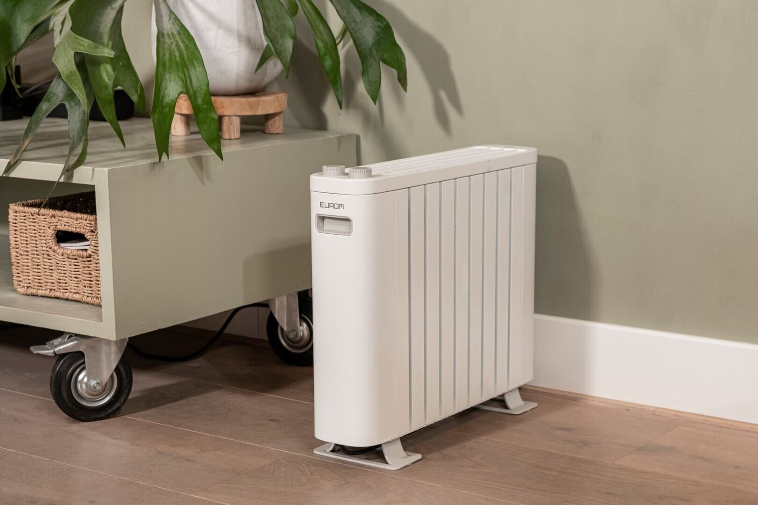 Bezeļļas radiators Eurom, 1000W cena un informācija | Sildītāji | 220.lv