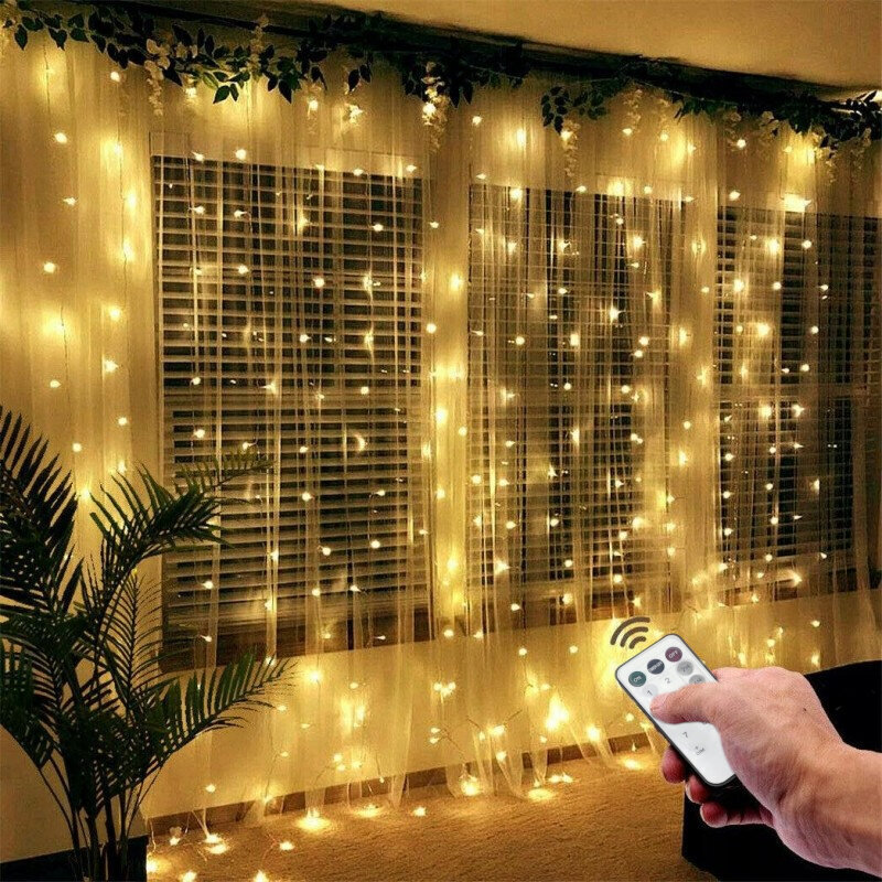 Spīdīgo lukturīšu eglīšu rotas ar 300 LED silti balto gaismas toni un tālvadības pulti cena un informācija | Ziemassvētku lampiņas, LED virtenes | 220.lv