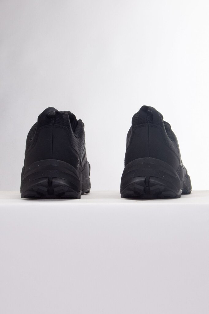 Pārgājienu apavi vīriešiem Adidas HP7388, melni cena un informācija | Vīriešu kurpes, zābaki | 220.lv