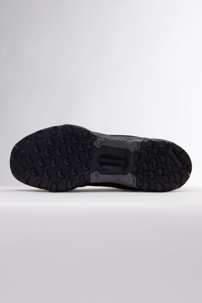 Pārgājienu apavi vīriešiem Adidas HP8606, melni cena un informācija | Vīriešu kurpes, zābaki | 220.lv