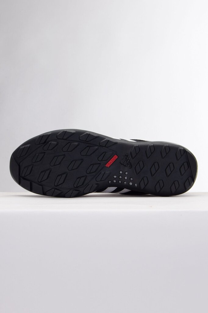 Pārgājienu apavi vīriešiem Adidas HP8632, melni cena un informācija | Vīriešu kurpes, zābaki | 220.lv