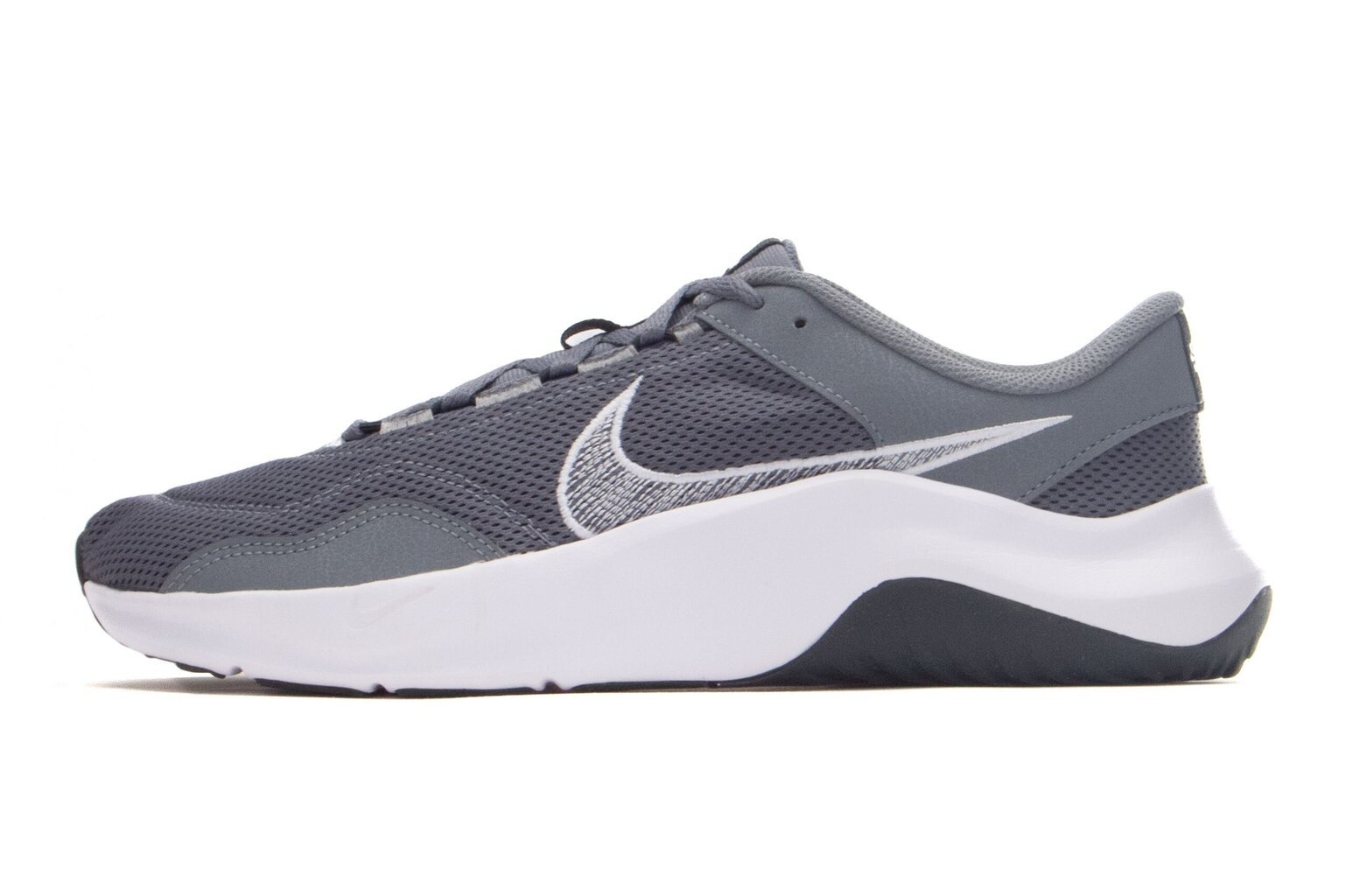 Sporta apavi vīriešiem Nike Legend Essential 3 NN DM1120-002, pelēki цена и информация | Sporta apavi vīriešiem | 220.lv