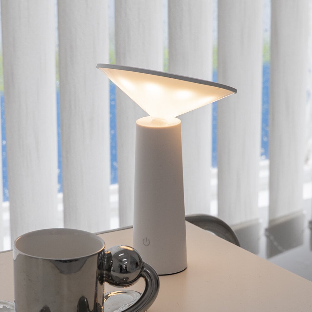 LED skārienjūtīga, lādējama galda lampa ar dimmēšanas funkciju цена и информация | Galda lampas | 220.lv