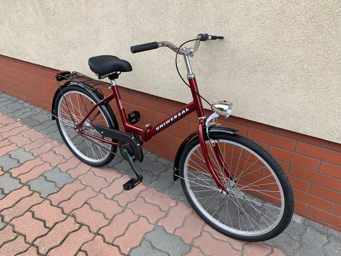 Saliekams pilsētas velosipēds Universal, 24", sarkans cena un informācija | Velosipēdi | 220.lv